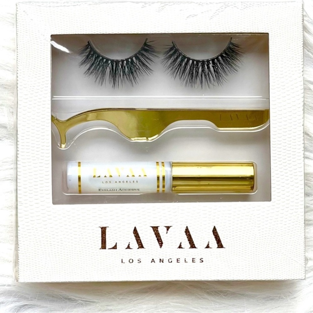 Lavaa Flirty Lash Set